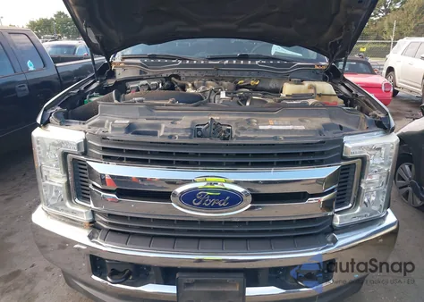 2017 Ford F-250 Xl z USA, uszkodzony, nr VIN 1FT7W2BTXHEC59710